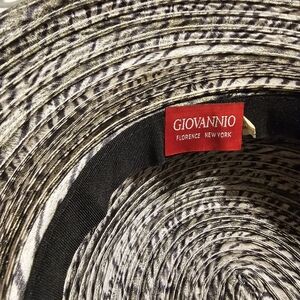 Giovannio Animal Print Hat